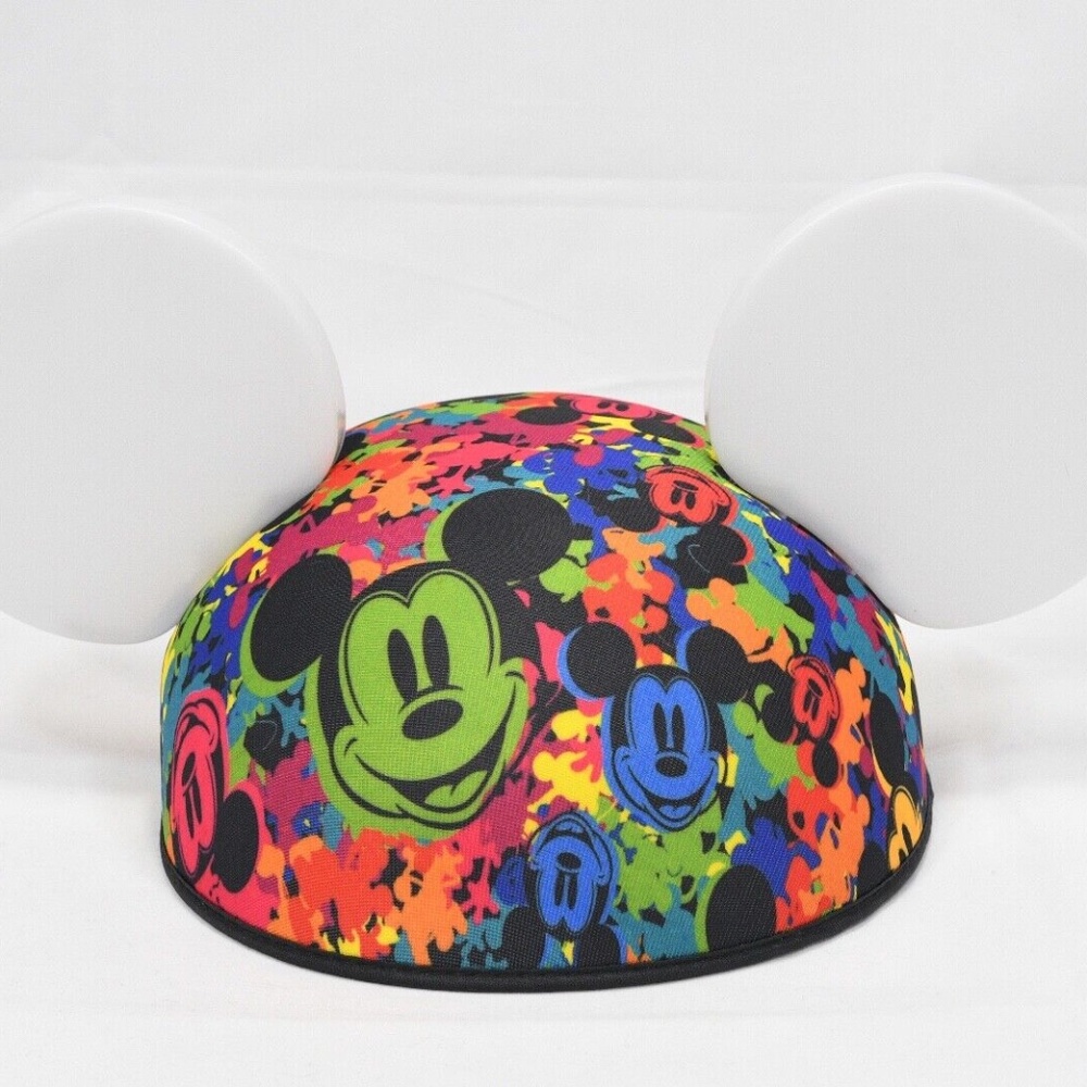 Disney Parks World Of Color Mickey Ears lights up and syncs with show